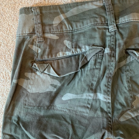 Camo print cargo pants - Picture 7 of 7